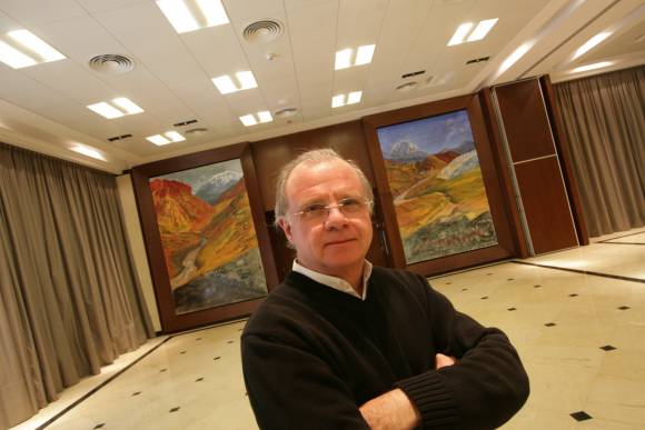 Carlos Gómez Centurión: “Aún sin abrir, tiene convocatoria nacional” Carlos Gómez Centurión: “Aún sin abrir, tiene convocatoria nacional”