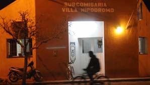 El comisario acusado de festejar con reos: “lo mío fue un acto humanitario” El comisario acusado de festejar con reos: “lo mío fue un acto humanitario”