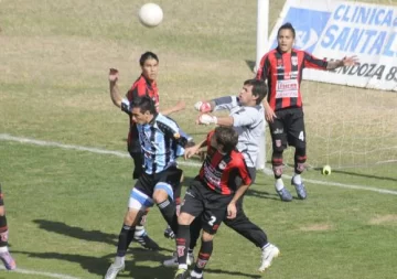 Una brujería de martes 13 en el Templo Una brujería de martes 13 en el Templo