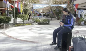 Comercio: Gioja pedirá para que abran el lunes Comercio: Gioja pedirá para que abran el lunes