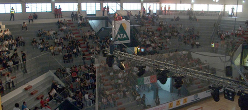 El Mundial se vive en San Juan: un Aldo Cantoni lleno vibró con un show de magia y color El Mundial se vive en San Juan: un Aldo Cantoni lleno vibró con un show de magia y color