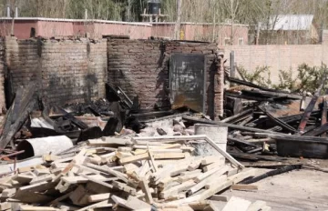 ¿Incendiaron un depósito al no poder entrar a robar? ¿Incendiaron un depósito al no poder entrar a robar?