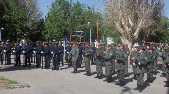 Más soldados voluntarios Más soldados voluntarios