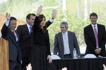 “La política económica se decide en Casa Rosada” “La política económica se decide en Casa Rosada”