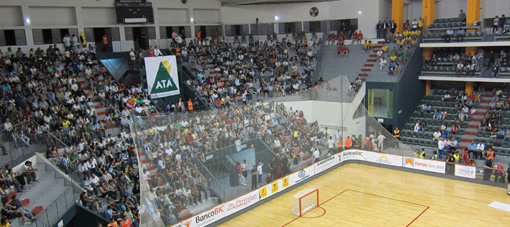 Argentina goleó a Sudáfrica y clasificó a cuartos Argentina goleó a Sudáfrica y clasificó a cuartos