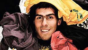 Tiene marca de ropa Tiene marca de ropa