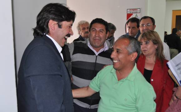 La oposición se impuso en APEL La oposición se impuso en APEL