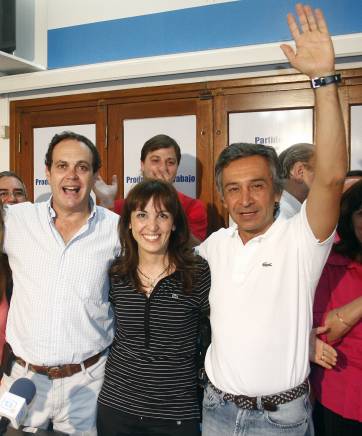 Basualdismo: Algarabía por el triunfo de los cuatro municipios Basualdismo: Algarabía por el triunfo de los cuatro municipios