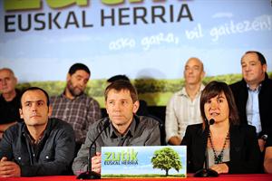 Independentistas vascos advierten que el anuncio de ETA no supone el fin del “conflicto” Independentistas vascos advierten que el anuncio de ETA no supone el fin del “conflicto”