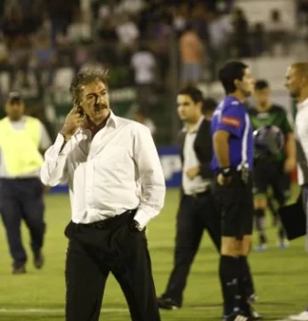 “Nos complicaron los pelotazos” “Nos complicaron los pelotazos”