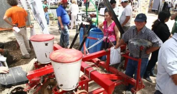 Abrió la más grande feria de la agricultura familiar Abrió la más grande feria de la agricultura familiar