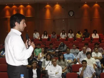 Les enseñaron a superar imprevistos a la hora de manejar Les enseñaron a superar imprevistos a la hora de manejar