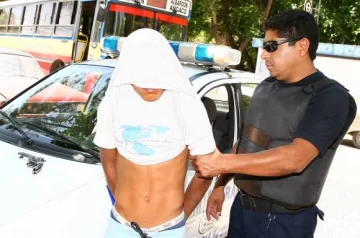 Investigan si un chico de 13 años robaba con armas Investigan si un chico de 13 años robaba con armas