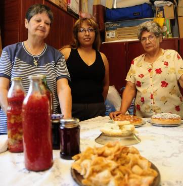 Venden comida a gente enferma y usan lo recaudado para ayudar Venden comida a gente enferma y usan lo recaudado para ayudar