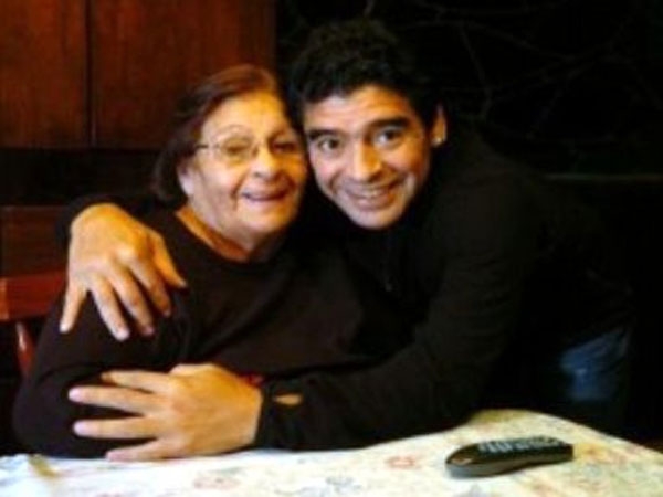 Falleció la mamá de Diego Armando Maradona Falleció la mamá de Diego Armando Maradona