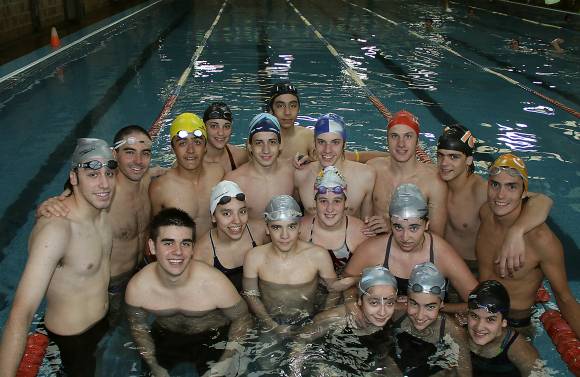 Se les juntan los sueños Se les juntan los sueños