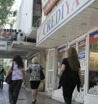 Por la cantidad de deudores, dan créditos hasta con Veraz Por la cantidad de deudores, dan créditos hasta con Veraz