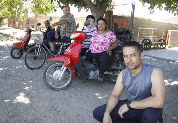 El ex piloto que construye motos para sus vecinos discapacitados El ex piloto que construye motos para sus vecinos discapacitados