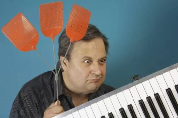 Con la boca llena de risa Con la boca llena de risa