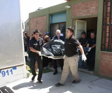 Un albañil murió al cortarse la pierna con una amoladora Un albañil murió al cortarse la pierna con una amoladora