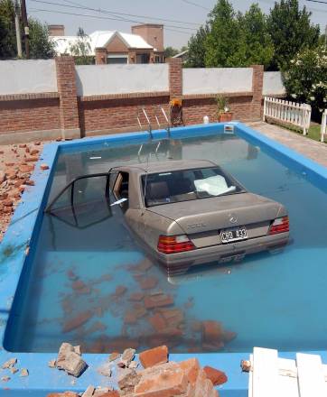 Un clavado a la pileta Un clavado a la pileta