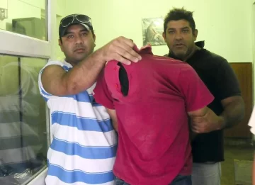 Escapó caminando de la cárcel y fue recapturado Escapó caminando de la cárcel y fue recapturado