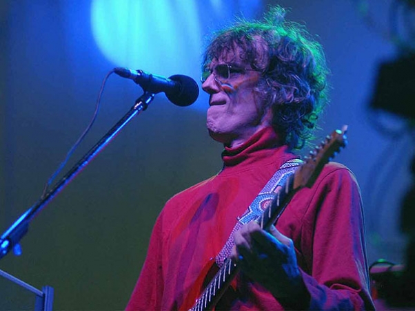 Spinetta reconoció que tiene cáncer y habló de su salud Spinetta reconoció que tiene cáncer y habló de su salud