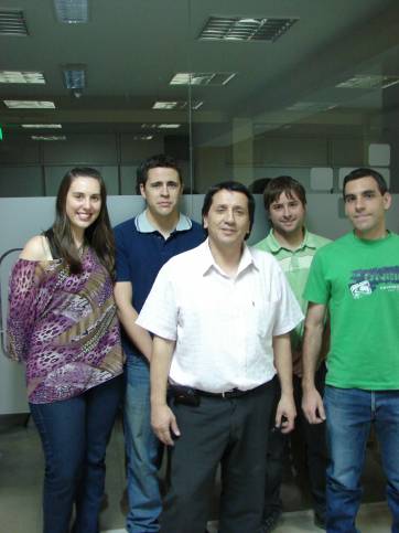 Dos profesiones similares, una sola comisión directiva Dos profesiones similares, una sola comisión directiva