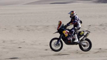 Després metió el golpe final Després metió el golpe final