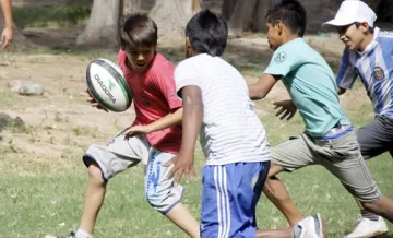 Una buena experiencia para los chicos: aprender rugby y baseball Una buena experiencia para los chicos: aprender rugby y baseball