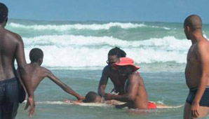 Lo devoró un tiburón Lo devoró un tiburón