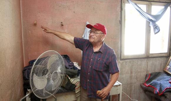 Roban a un abuelo $14.000, su jubilación de todo un año Roban a un abuelo $14.000, su jubilación de todo un año