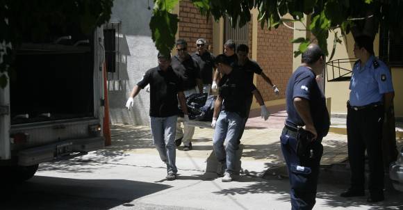 Anciana se ahogó al caer en la piscina de su casa Anciana se ahogó al caer en la piscina de su casa