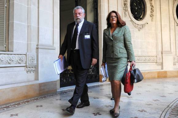 El informe Rattenbach pedía matar a Galtieri El informe Rattenbach pedía matar a Galtieri