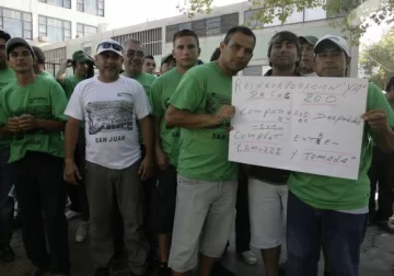 Crece el conflicto del Gobierno con Moyano Crece el conflicto del Gobierno con Moyano