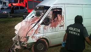 Tres muertos y seis heridos graves tras otro choque múltiple Tres muertos y seis heridos graves tras otro choque múltiple