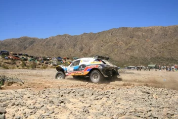 Los Sisterna terminaron la 8ª etapa en el puesto 37 Los Sisterna terminaron la 8ª etapa en el puesto 37