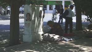 Linyeras, la otra cara de la Terminal Linyeras, la otra cara de la Terminal