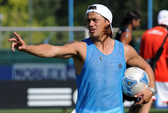 Con tres en el fondo Con tres en el fondo