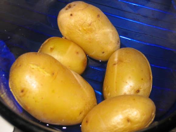 Diversas formas de alimentación utilizando la papa como base Diversas formas de alimentación utilizando la papa como base