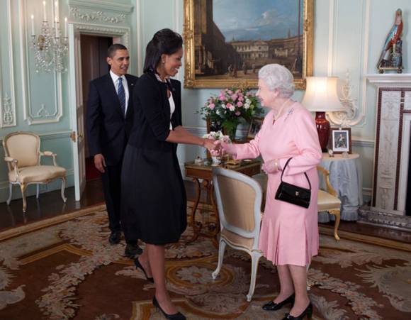 Discreta, conservadora, tacaña y con hoja de servicio intachable Discreta, conservadora, tacaña y con hoja de servicio intachable