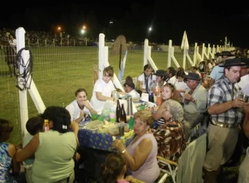 Picnic en torno a la doma Picnic en torno a la doma