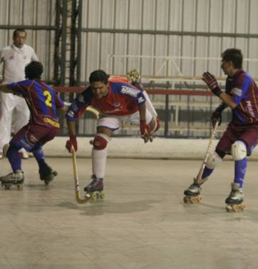 Entretenido empate entre UVT e Hispano Entretenido empate entre UVT e Hispano