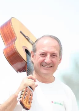 Zaguirre hace una pausa Zaguirre hace una pausa