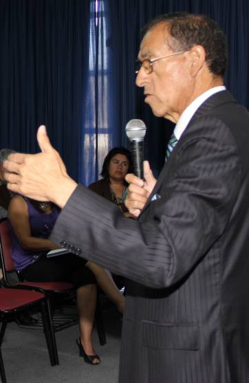 “Remodelaremos el puerto por el túnel” “Remodelaremos el puerto por el túnel”