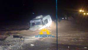 La creciente arrastró un camión en Los Berros: zonas intransitables La creciente arrastró un camión en Los Berros: zonas intransitables