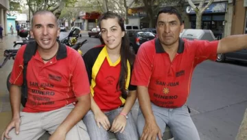 Unidos para conseguir útiles y guardapolvos Unidos para conseguir útiles y guardapolvos