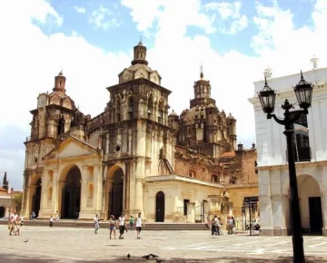 Pasaje al corazón del país Pasaje al corazón del país
