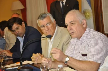 Francia y Argentina se dan la mano para mejorar la competitividad de sus vinos Francia y Argentina se dan la mano para mejorar la competitividad de sus vinos