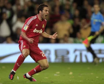 Pipita marcó y el Real sacó más ventaja Pipita marcó y el Real sacó más ventaja